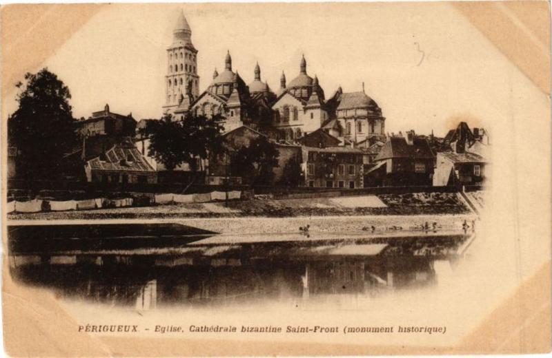Carte postale ancienne Perigueux-Eglise Cathédrale Byzantine Saint-Front