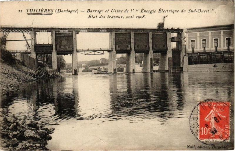 Carte postale ancienne Tuilieres-Barragéet Usine de l'Energie Electrique du Sud Ouest