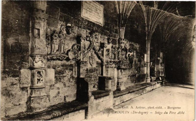 Carte postale ancienne Cadouin-Siége du Pere Abbé