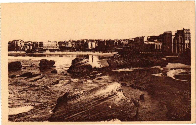 Carte postale ancienne Biarritz - Vue générale de la Plage à Biarritz