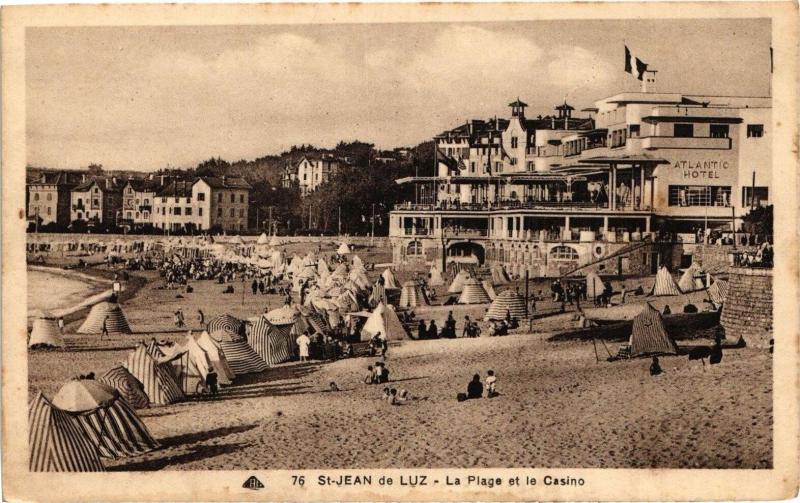Carte postale ancienne Saint-Jean-de-Luz - La Plage et le Casino à Saint-Jean-de-Luz