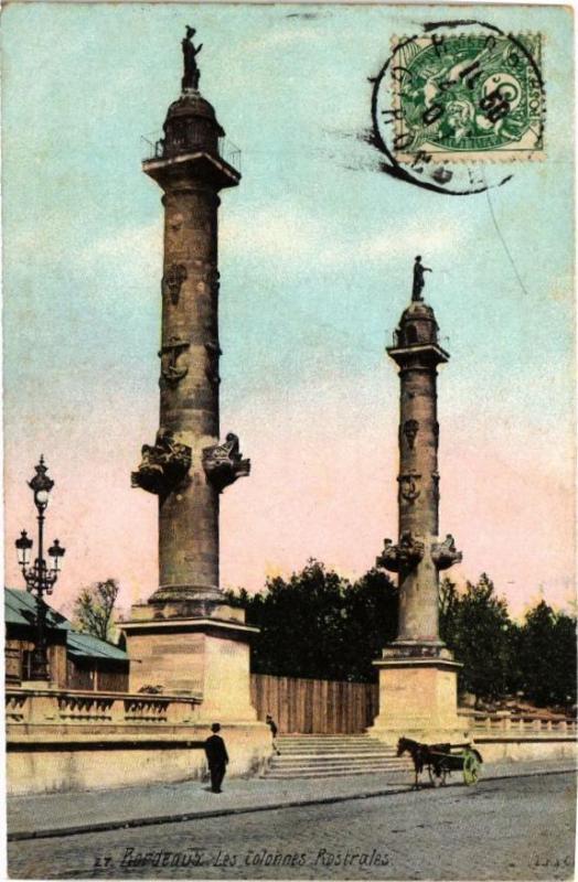 Carte postale ancienne Ed. AQuA 27 Bordeaux Les Colonnes Rostrales à Bordeaux