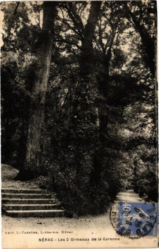 Carte postale ancienne Nerac-Les 2 Ormeaux de la Garenne