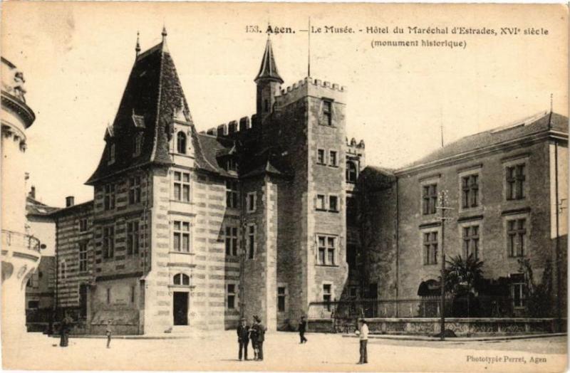 Carte postale ancienne Agen-Le Musée-Hotel du Marechal d'Estrades