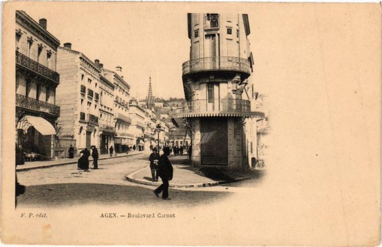 Carte postale ancienne Agen - Boulevard Carnot à Agen