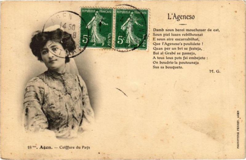 Carte postale ancienne Agen - Coiffure du pays à Agen