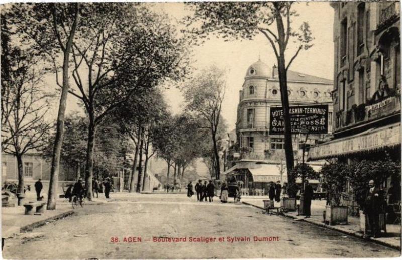 Carte postale ancienne Agen - Boulevard Scaliger et Sylvain Dumont à Agen