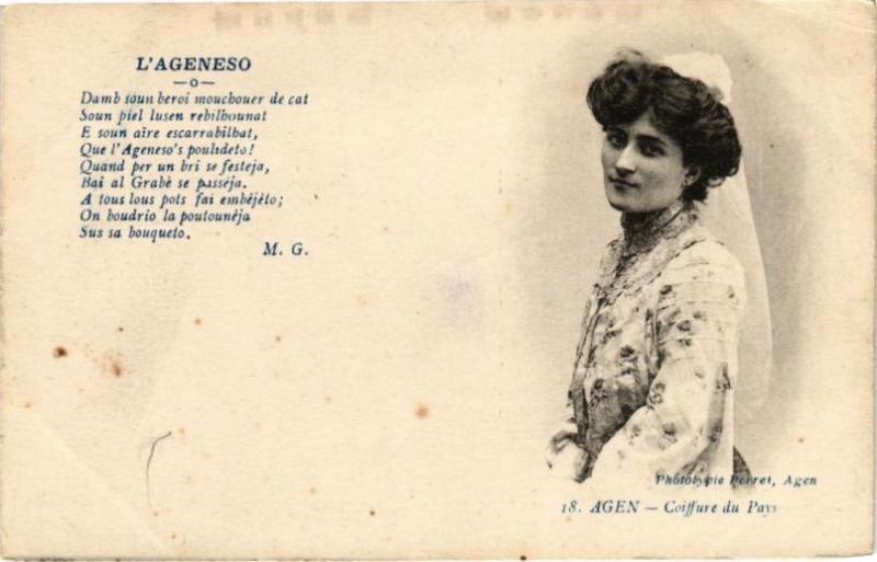 Carte postale ancienne Agen - Coiffure du Pays à Agen