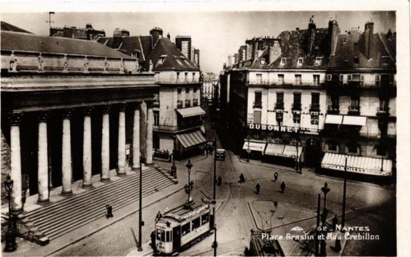 Carte postale ancienne Nantes - Place Braslin et Rue Crebillon à Nantes