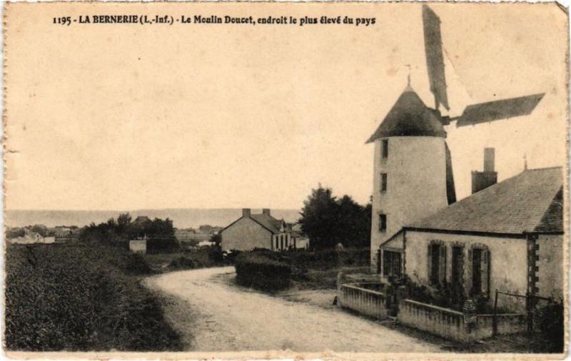 Carte postale ancienne La Bernerie - Le Moulin Deucet endroit le plus eleve...