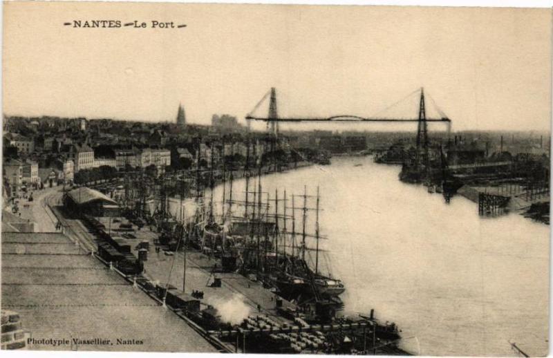 Carte postale ancienne Nantes - Le Port à Nantes