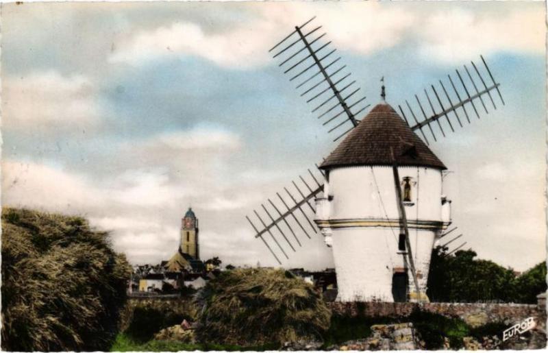 Carte postale ancienne Batz-sur-Mer (L.-Atl.) - Le Moulin de la Masse à Batz-sur-Mer