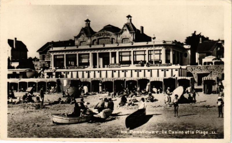 Carte postale ancienne Pornichet - Le Casino et la Plage à Pornichet