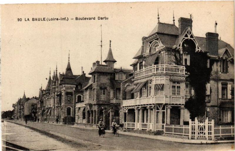 Carte postale ancienne La Baule-Boulevard Darlu