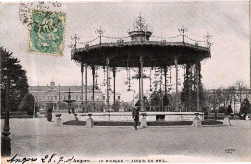 Carte postale ancienne Angers - Le Kiosque - Jardin du Mail à Angers