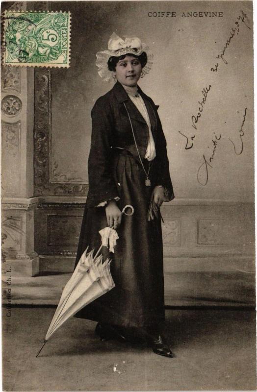 Carte postale ancienne Coiffe Angevine