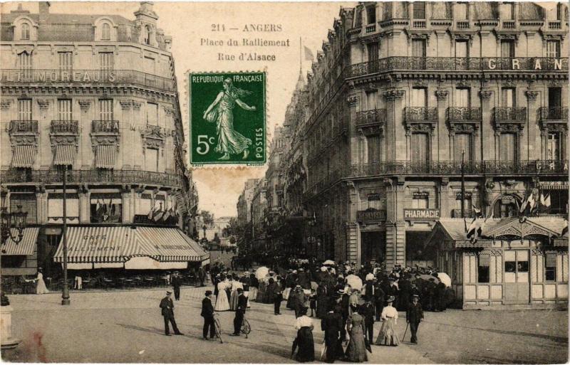 Carte postale ancienne Angers-Place du Ralliement-Rue d'Alsace à Angers