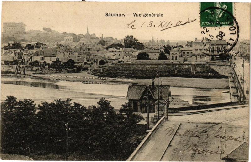 Carte postale ancienne Saumur - Vue générale à Saumur