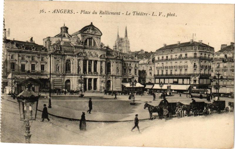 Carte postale ancienne Angers - Place du Ralliement - Le Théatre à Angers