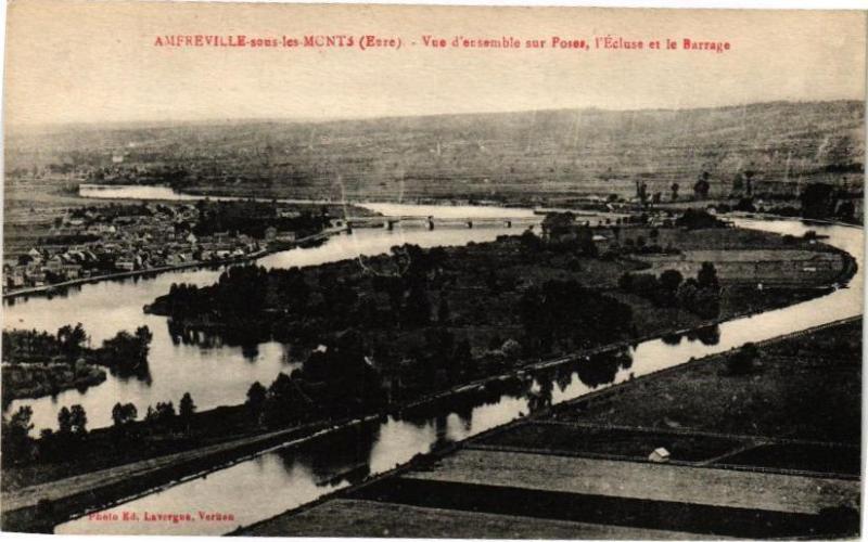 Carte postale ancienne Amfreville-sous-les-Monts - Vue d'ensemble sur Poses l'Ecluse à Amfreville-sous-les-Monts