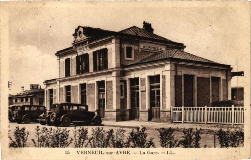 Carte postale ancienne Verneuil-sur-Avre - La Gare