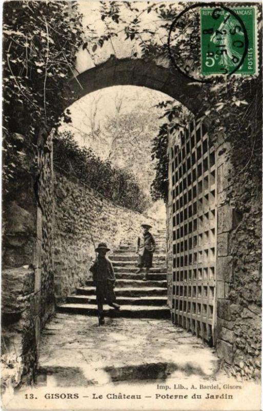 Carte postale ancienne Gisors - Le Chateau - Poterne du Jardin à Gisors