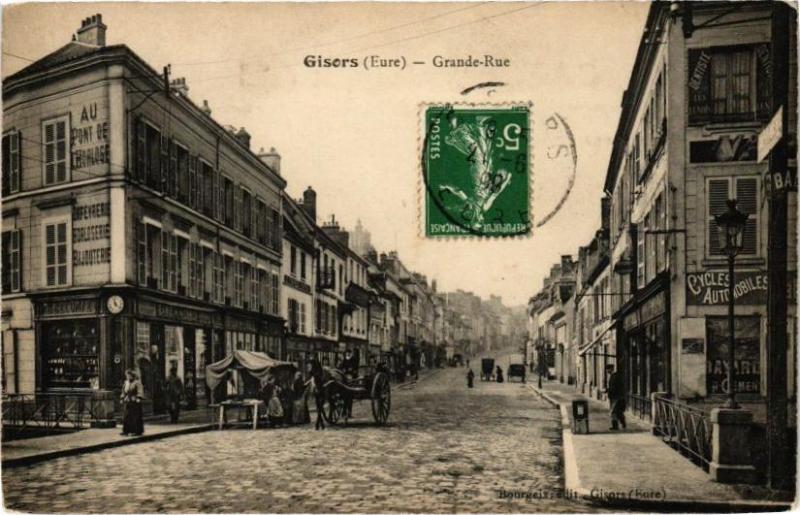 Carte postale ancienne Gisors - Grande - Rue à Gisors
