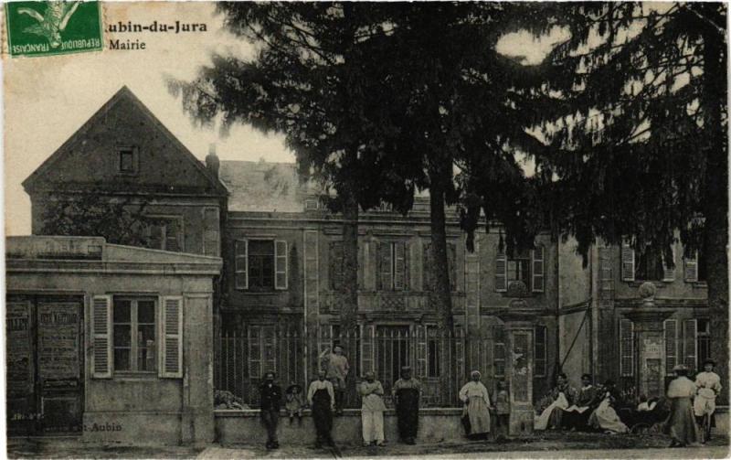Carte postale ancienne Saint-Aubin - Mairie à Saint-Aubin