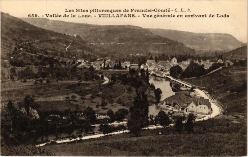 Carte postale ancienne Vallée de la Loue - Vuillafans - Vue générale en arrivant de Lods à Vuillafans