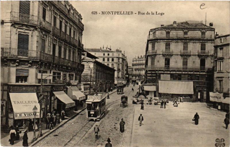 Carte postale ancienne Montpellier - Rue de la Loge à Montpellier