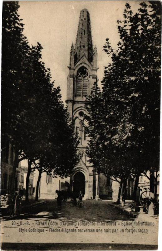 Carte postale ancienne Royan (Cote d'Argent) (Charente - Inférieure) Eglise Notre-Dame . à Royan