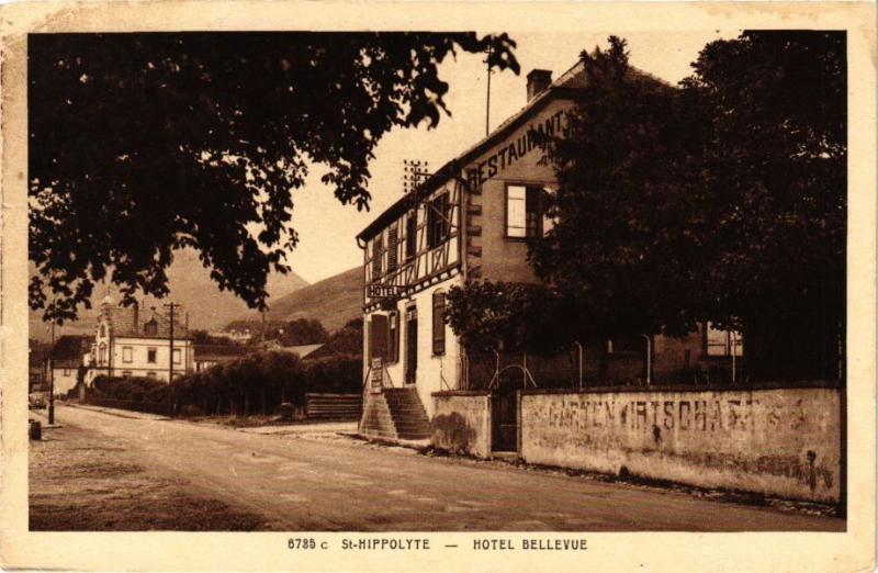 Carte postale ancienne Saint-Hippolyte - Hotel Bellevue à Saint-Hippolyte