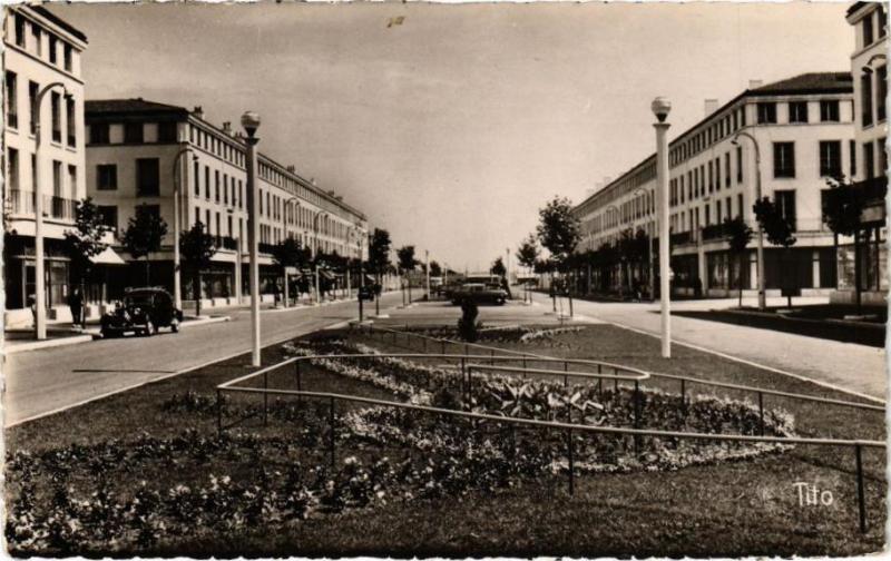 Carte postale ancienne Royan - Boulevard Aristite Brianu à Royan