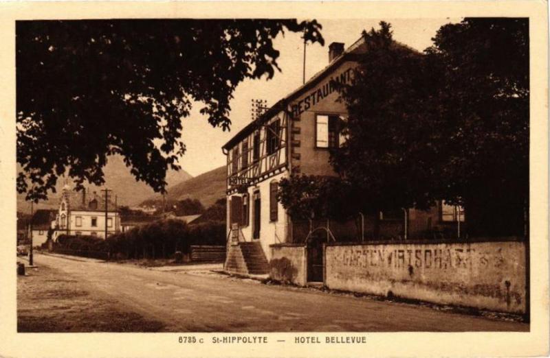 Carte postale ancienne Saint-Hippolyte - Hotel Bellevue à Saint-Hippolyte