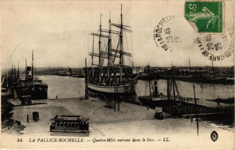 Carte postale ancienne La Pallice-Rochelle - Quatro-Mats sentrant dans le Sass