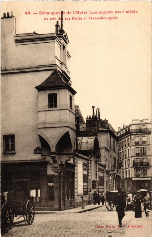 Carte postale ancienne Vieux Paris 4e rue de Pave et Francs-Bourgeois. Hotel Lamoignon à Paris 4e