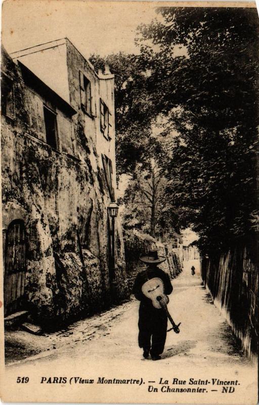 Carte postale ancienne Vieux Montmartre - La Rue Saint-Vincent - Un chansonnier à Paris 18e