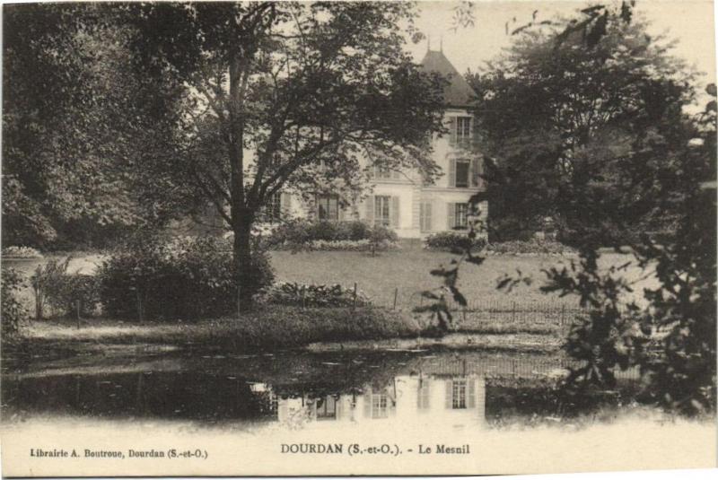Carte postale ancienne Dourdan-Le Mesnil à Dourdan
