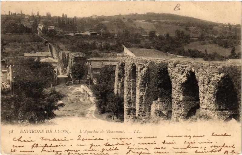 Carte postale ancienne Env. de Lyon L'Acqueduc de Beaunant