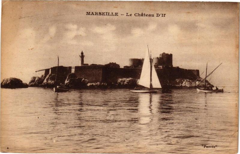 Carte postale ancienne Marseille-Le Chateau d'If à Marseille
