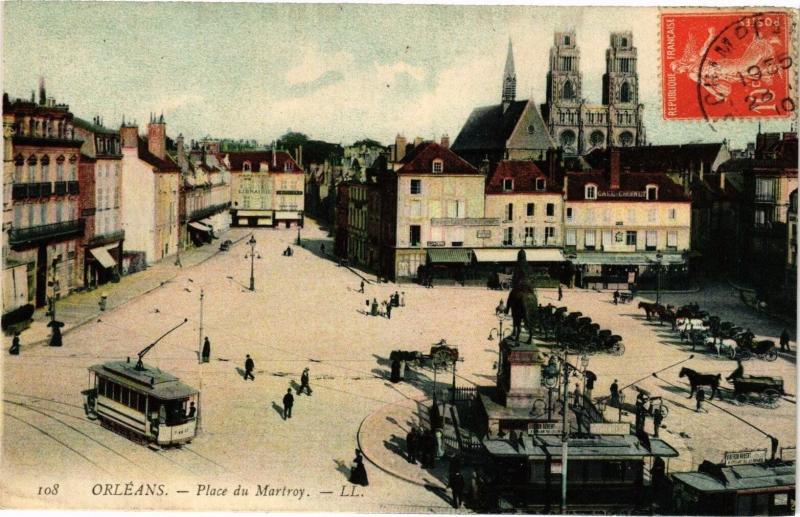 Carte postale ancienne Orleans-Place du Martroy