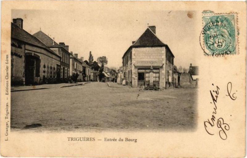 Carte postale ancienne Trigueres - Entrée du Bourg à Triguères