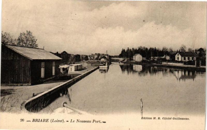 Carte postale ancienne Briare-Le Nouveau Port à Briare