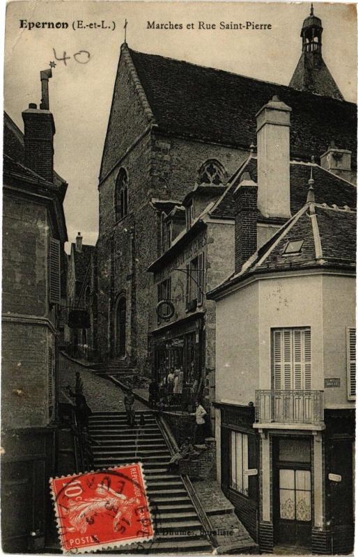 Carte postale ancienne Epernon-Marches et Rue Saint-Pierre