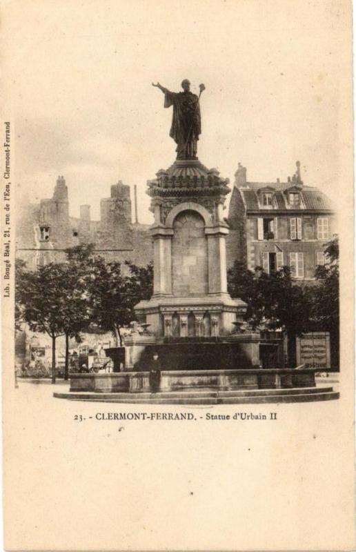 Carte postale ancienne Clermont-Ferrand - Statue d'Urbain Ii à Clermont-Ferrand