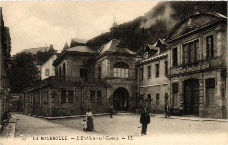 Carte postale ancienne La Bourboule-L'Etabl. Choussy à La Bourboule
