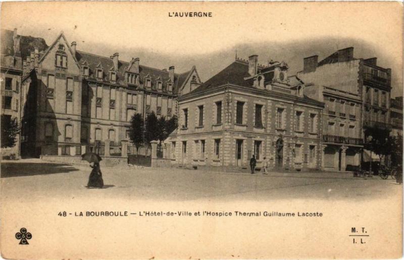 Carte postale ancienne L'Auvergne -La Bourboule -l'Hotel-de-Ville et l'Hospice Therymai..(220587) à La Bourboule
