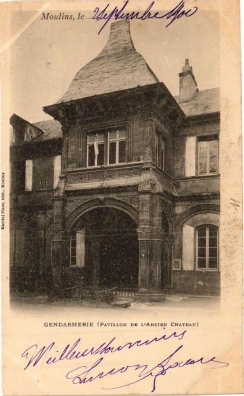 Carte postale ancienne Moulins - Gendarmerie à Moulins