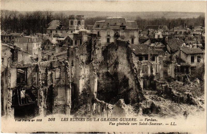 Carte postale ancienne Verdun-Vue générale vers Saint Sauveur à Verdun