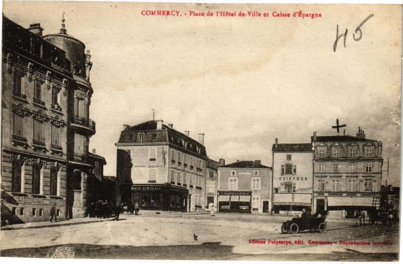 Carte postale ancienne Commercy-Place de l'Hótel de Ville et Caisse d'Epargne à Commercy